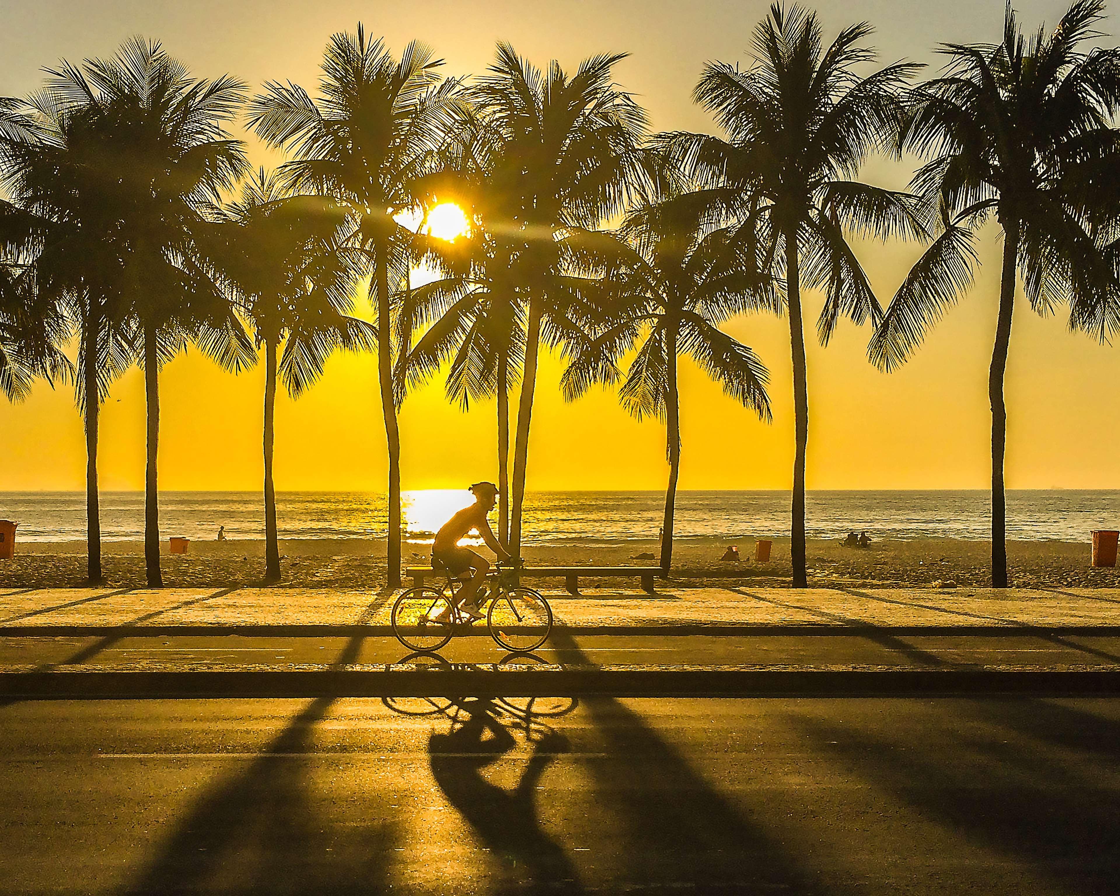 Hilton Copacabana Rio De Janeiro Ngoại thất bức ảnh Sunset at the beach